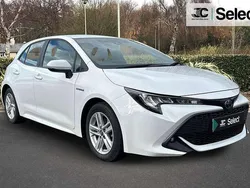 White Used 2021 Toyota Corolla Hatchback | £16,545 (Good price)