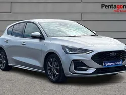 Used 2025 Ford Focus ST-Line Hatchback | £18,495 (Fair price)