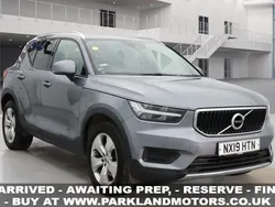 Grey Used 2019 Volvo XC40 Momentum SUV | £13,995 (Fair price)