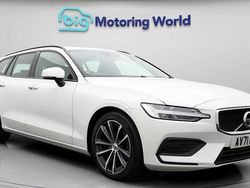 Used 2021 Volvo V60 Momentum Estate | £22,800 (Fair price)