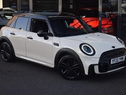 White Used 2022 Mini Cooper Hatch Hatchback | £18,490 (Fair price)