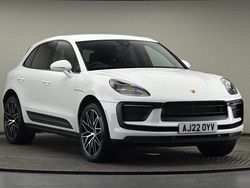 Used 2025 Porsche Macan SUV | £45,900