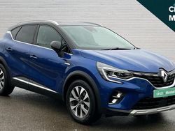 Blue and black Used 2020 Renault Captur Version S SUV | £11,495 (Fair price)