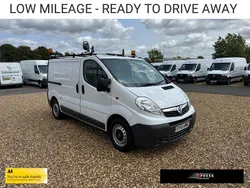 White Used 2014 Vauxhall Vivaro Van | £5,850 (Fair price)