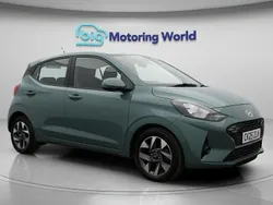 Green Used 2025 Hyundai i10 Advanced Hatchback | £15,100 (A bit pricey)