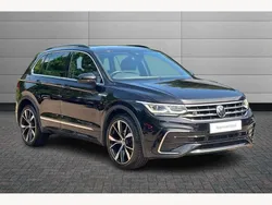 Black Used 2021 VW Tiguan R-line SUV | £25,990 (Fair price)