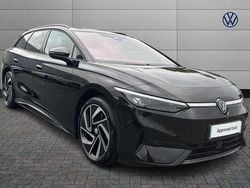 Black Used 2025 VW ID.7 Pro Sedan | £41,330 (Fair price)