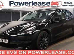 Black Used 2022 Tesla Model 3 Performance Sedan | £22,944 (Fair price)