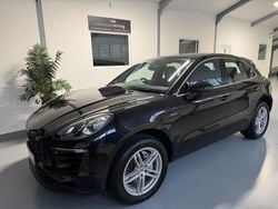 Black Used 2015 Porsche Macan SUV | £17,995 (Fair price)