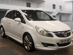 White Used 2009 Vauxhall Corsa Hatchback | £2,500 (Good price)