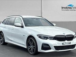 Alpine white gloss Used 2022 BMW 330e M Sport Estate | £22,195 (Fair price)
