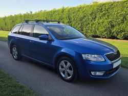 Blue Used 2016 Skoda Octavia SE L Estate | £8,495 (Fair price)