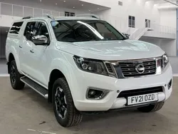White Used 2021 Nissan Navara Tekna Pickup | £15,000 (Good price)