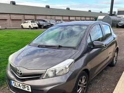 Grey Used 2014 Toyota Yaris Hatchback | £1,495 (Super price)