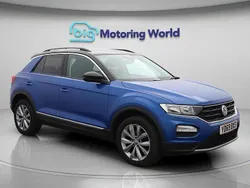 Blue Used 2019 VW T-Roc Design SUV | £14,600 (Fair price)