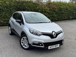 Silver Used 2017 Renault Captur Dynamique SUV | £4,650 (Good price)