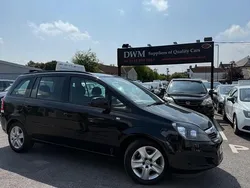 Black Used 2013 Vauxhall Zafira MPV | £2,890 (Fair price)