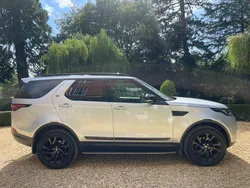 Silver Used 2017 Land Rover Discovery 5 HSE SUV | £19,995 (Super price)