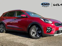 Red Used 2019 Kia Niro 2 SUV | £14,999 (Fair price)