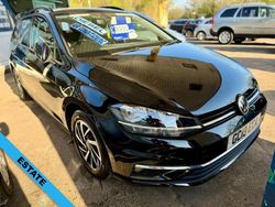 Black Used 2019 VW Golf VII Match Estate | £9,995 (Fair price)