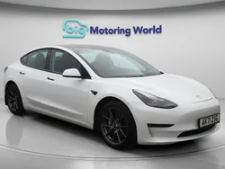 White Used 2021 Tesla Model 3 Long Range AWD Sedan | £18,000 (Fair price)