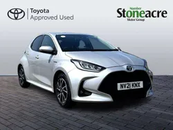 Silver Used 2021 Toyota Yaris Hybrid Design Hatchback | £15,500 (Good price)