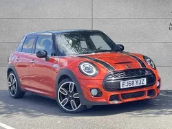 Orange Used 2018 Mini Cooper S Hatch Hatchback | £14,822 (A bit pricey)