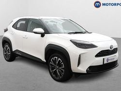 Used 2025 Toyota Yaris Hybrid Estate | £22,149 (Fair price)