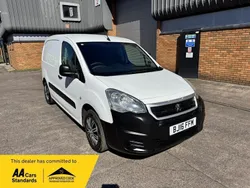 White Used 2016 Peugeot Partner MPV | £4,495 (Fair price)