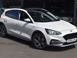 Metropolis white Used 2019 Ford Focus Active X Hatchback | £12,990 (Fair price)