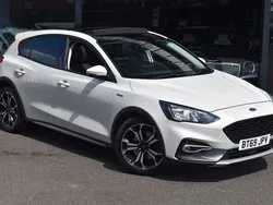 Metropolis white Used 2019 Ford Focus Active X Hatchback | £12,990 (Fair price)