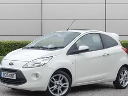White Used 2015 Ford Ka Titanium Hatchback | £5,990 (Fair price)