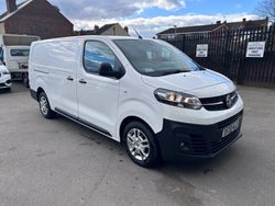 White Used 2020 Vauxhall Vivaro Van | £8,995 (Fair price)