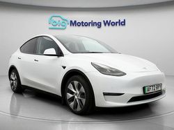 White Used 2022 Tesla Model Y Long Range AWD SUV | £23,800 (Fair price)