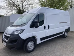 White Used 2023 Peugeot Boxer Premium Van | £22,999 (Expensive)