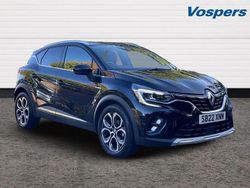 Black Used 2022 Renault Captur SE SUV | £14,990 (Fair price)