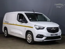 White Used 2023 Vauxhall Combo MPV | £12,450 (Fair price)