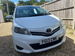 White Used 2013 Toyota Yaris Hatchback | £4,495 (Fair price)