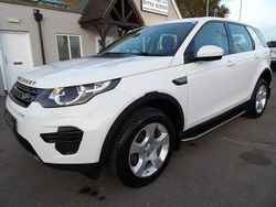 White Used 2016 Land Rover Discovery Sport SE SUV | £11,995 (Fair price)