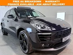 Black Used 2018 Porsche Macan SUV | £25,495 (Fair price)