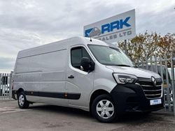 Grey Used 2024 Renault Master | £18,990