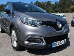 Grey Used 2015 Renault Captur Dynamique SUV | £7,865 (Fair price)