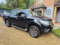 Black Used 2018 Nissan Navara Tekna Pickup | £8,995 (Super price)
