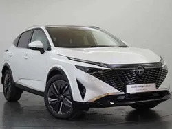 White New 2025 Nissan Qashqai Tekna SUV | £32,499