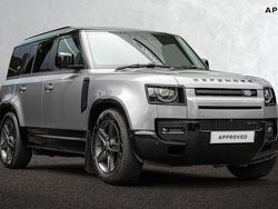 Used 2025 Land Rover Defender SE Dynamic Estate | £60,922 (Super price)