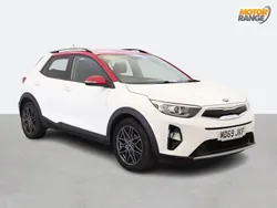 White Used 2020 Kia Stonic SUV | £13,895 (Good price)