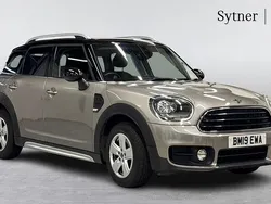 Silver Used 2019 Mini Cooper Countryman Classic SUV | £17,750 (Fair price)