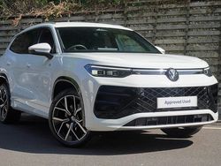 Used 2025 VW Tayron R-line SUV | £38,490 (Fair price)