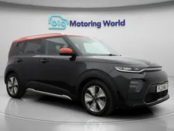 Black Used 2021 Kia Soul EV First Edition SUV | £9,600 (Fair price)