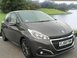 Grey Used 2018 Peugeot 208 Signature Sky Hatchback | £5,500 (Good price)